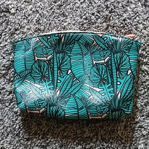 Makeup bag
